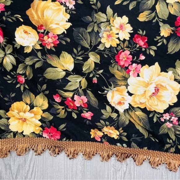 Floral window valance curtain floral maximalist style 3 piece window treatment - Picture 6 of 6